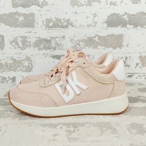 New DKNY Oaks Logo Lace Up Sneaker In Pale Blush E672